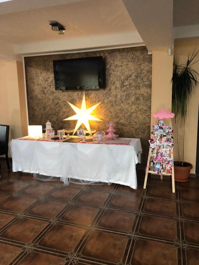 Pensiunea Valea Ursului クンプルング エクステリア 写真